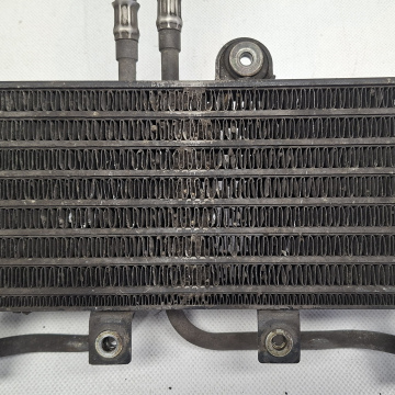 Olie koeler met leidingen / Oil cooler with oil pipes